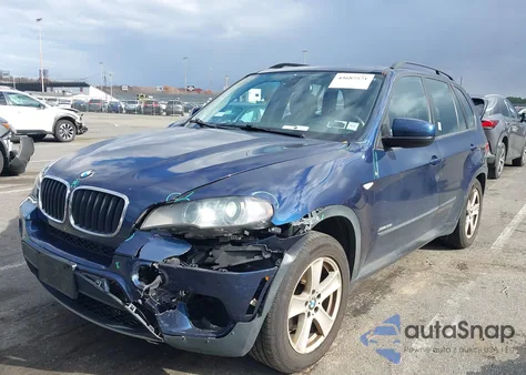 2013 BMW X5 xDrive35I/xDrive35I Premium/xDrive35I Sport Activity z USA, uszkodzony, nr VIN 5UXZV4C59D0G51741